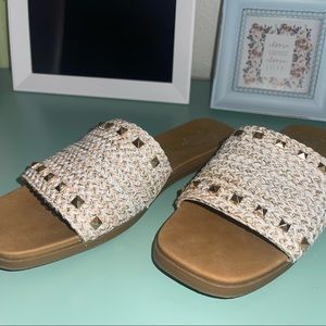 Crown Vintage Sandals!